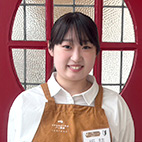 坂詰 菜純